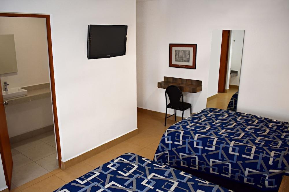 Opportunity Leon Hotel Luaran gambar