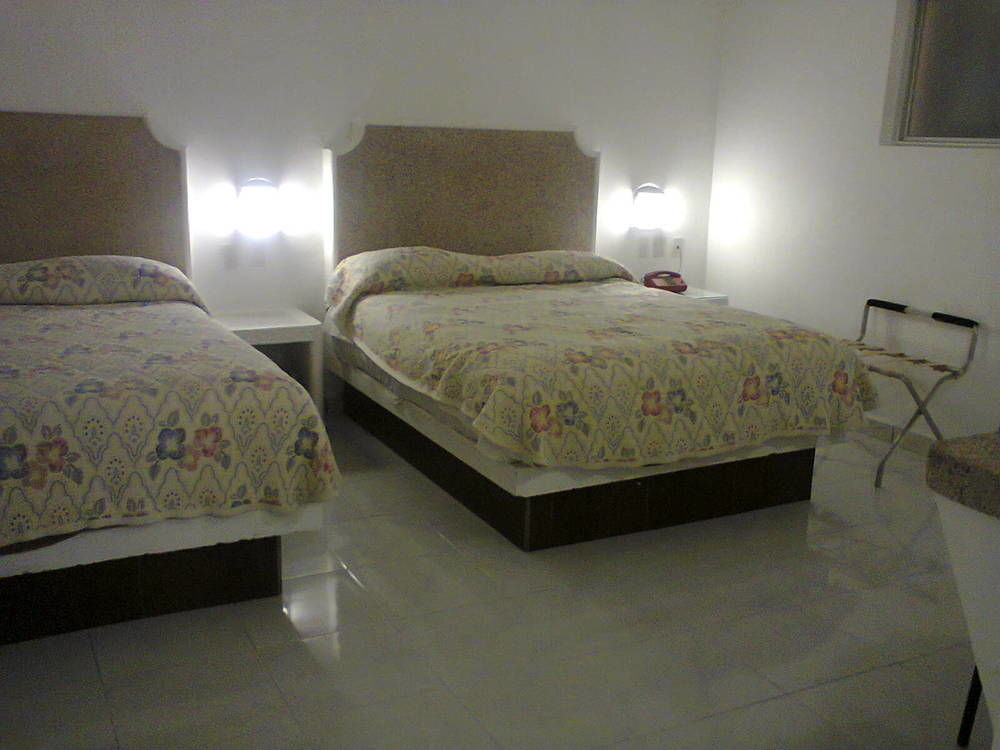 Opportunity Leon Hotel Luaran gambar
