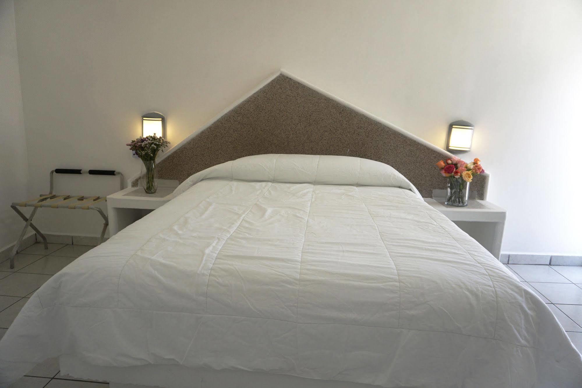 Opportunity Leon Hotel Luaran gambar